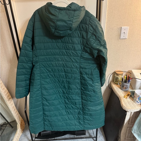Torrid Green Long Line Puffer Coat, Size 3 - Picture 4 of 6